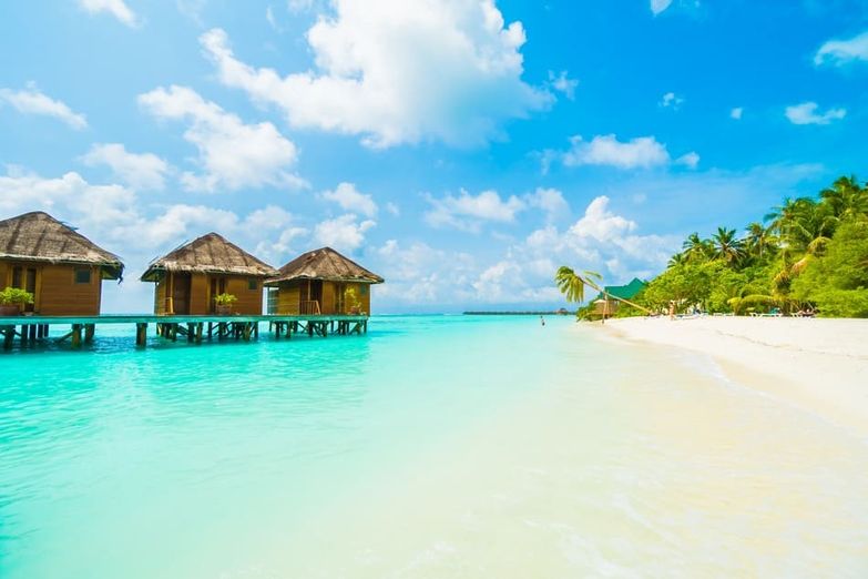vista de bungalows en Maldivas